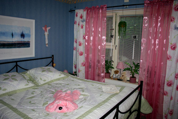 bedroom1