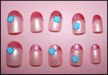 nails-pinkblueflower1